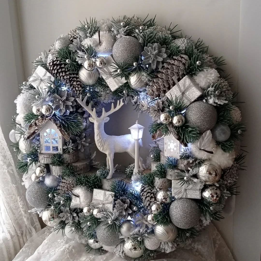 Luxury Christmas Decoration Garland with LED 65CM