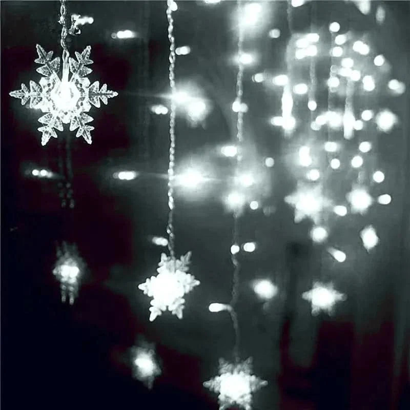 Snowflake LED Light Curtain – Christmas Magic in Every Detail