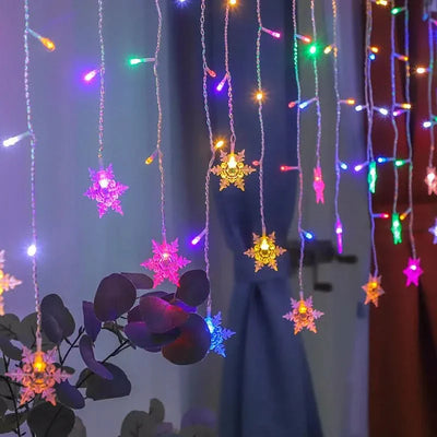 Snowflake LED Light Curtain – Christmas Magic in Every Detail